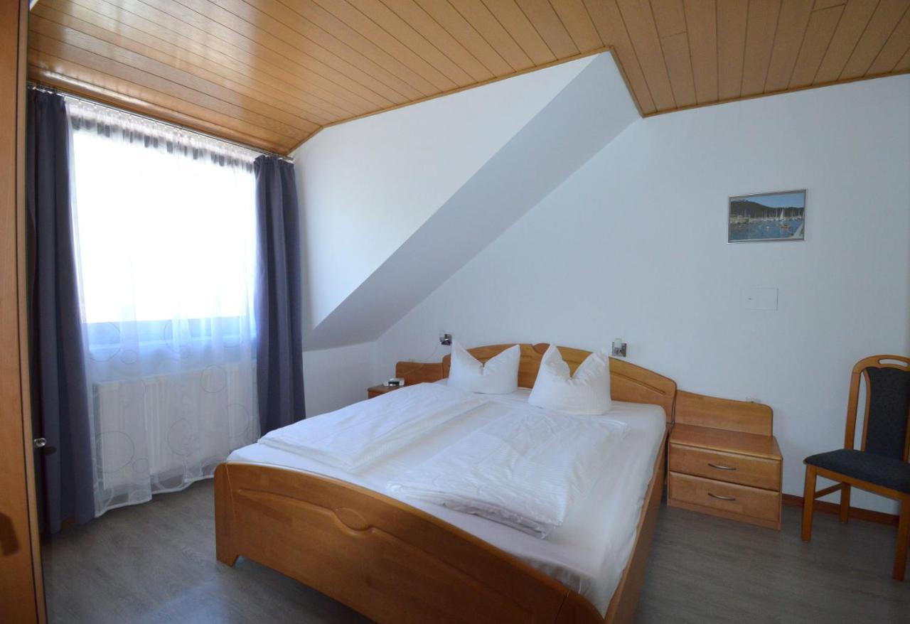 Pfeil Apartment Nieder-Werbe
